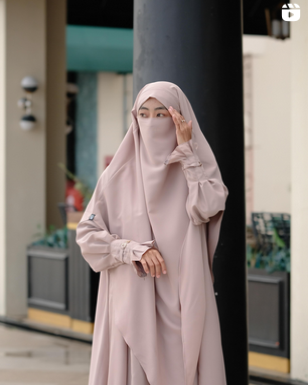 Hijabi
